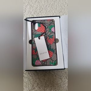 Gucci Strawberry IPhone X/xs Case